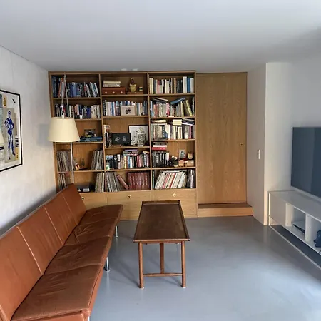 Architect-designed With Pool Close To Downtown * Hojbjerg