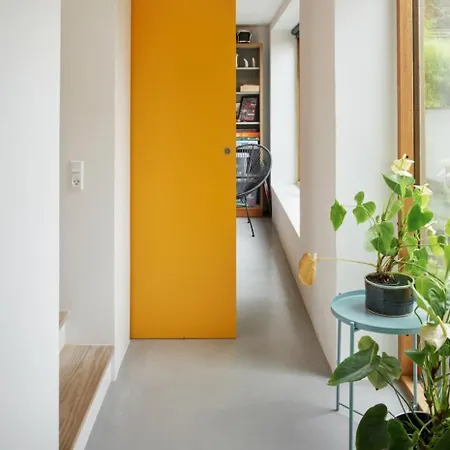 Architect-designed With Pool Close To Downtown Hojbjerg